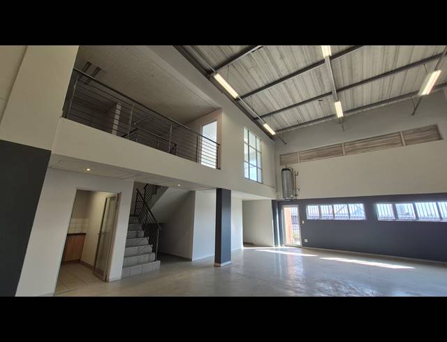 226M² WAREHOUSE TO LET IN SILVERTON